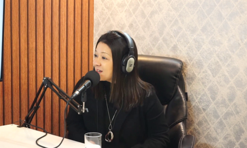 Euriale Voidela entrevista Carolina Nucci Nishiyamamoto no episódio 9 da 8a. temporada do PodCast Comitê de Clientes do Portal Customer d